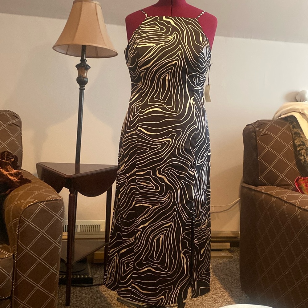 Mila Mae Black Wavy Dress